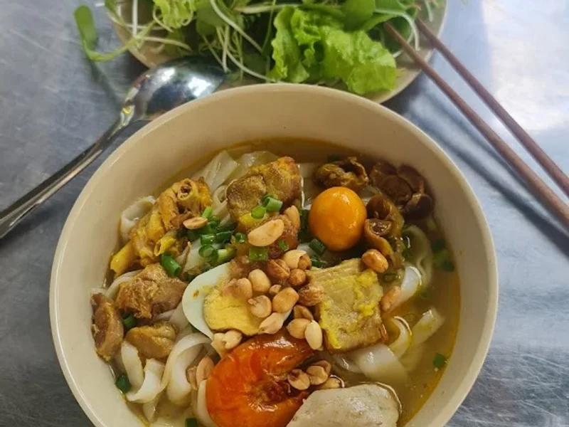 Mì Quảng Bà Cẩm