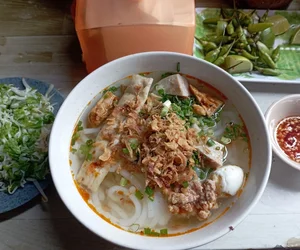 quán bánh canh tại Quận 12