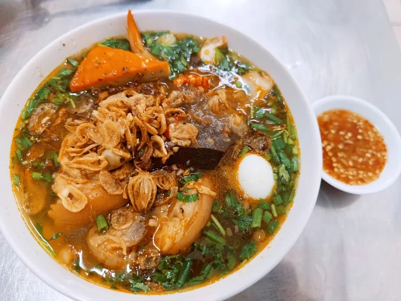 Bánh canh cua Hằng