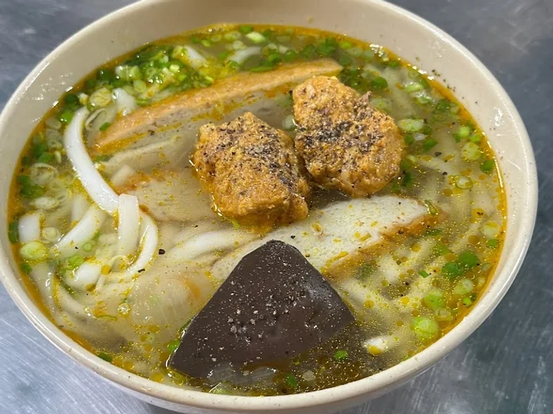 Bánh canh Huế O Hoa