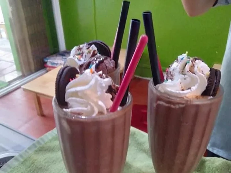 Trà Sữa - Mì Cay - Kem I&Y