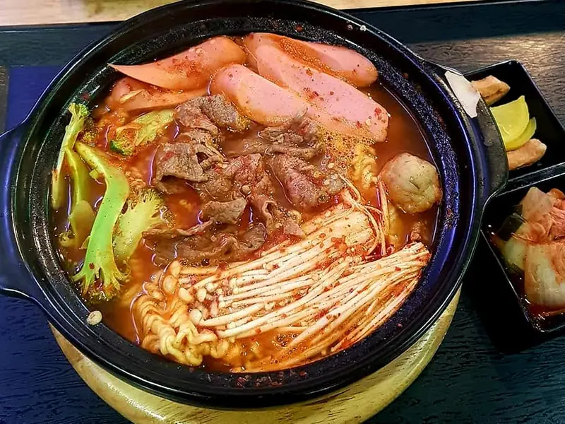 Sasin - Mì cay Hàn Quốc