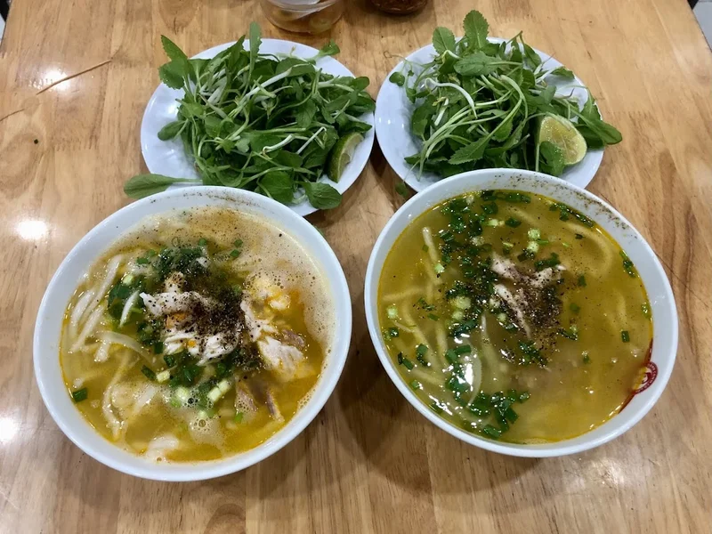 Bánh Canh Cá Lóc CƯỜNG ĐÔ LA