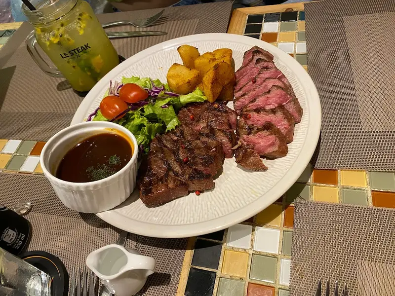 Le Steak