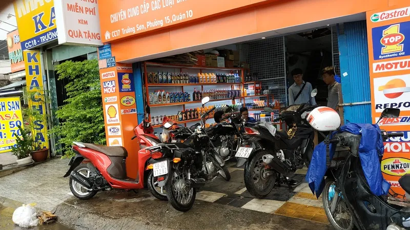 Dầu nhớt Hiếu Đoàn