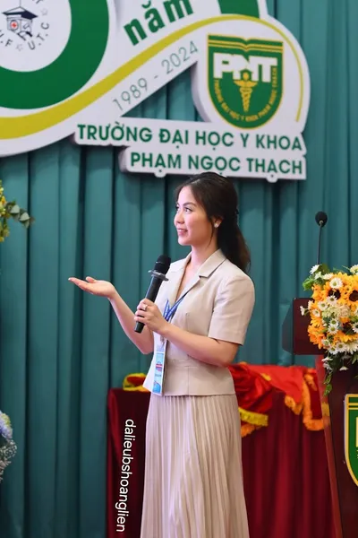 phòng khám da liễu - bs Nguyen Hoang Lien ĐHYKPNT