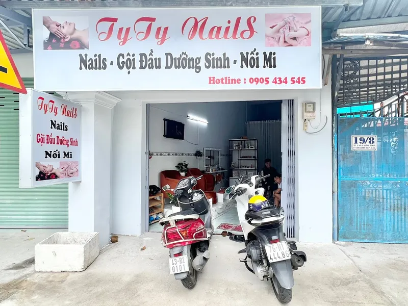 Ty Ty Nails - Gội Đầu Dưỡng Sinh Quận 12