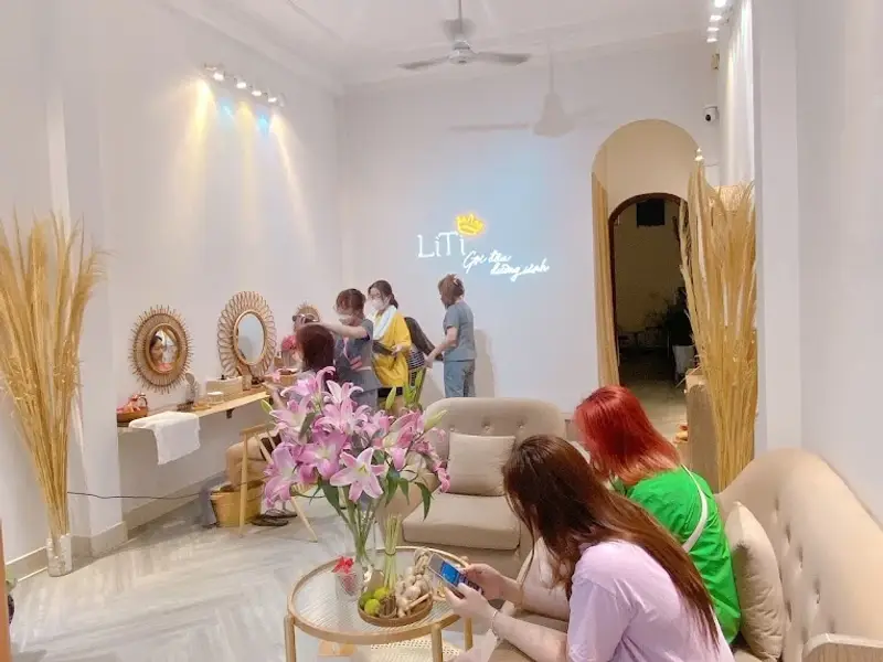 Liti by Hana - Gội đầu dưỡng sinh khai huyệt