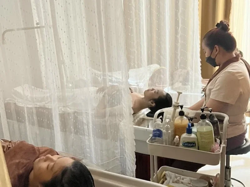 Cỏ Lau Spa - Gội Đầu Dưỡng Sinh - Nail Design - Nối Mi- Body Cổ Vai Gáy