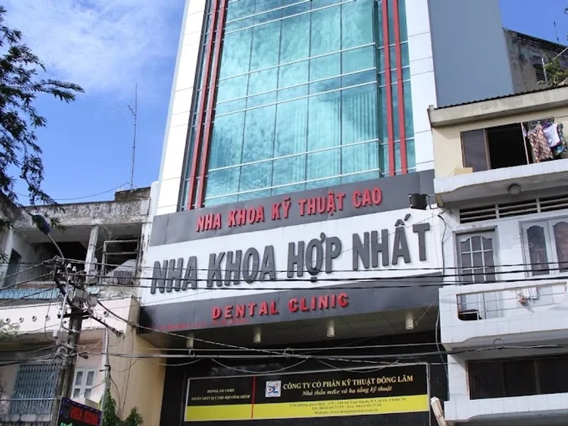 Nha Khoa Hợp Nhất