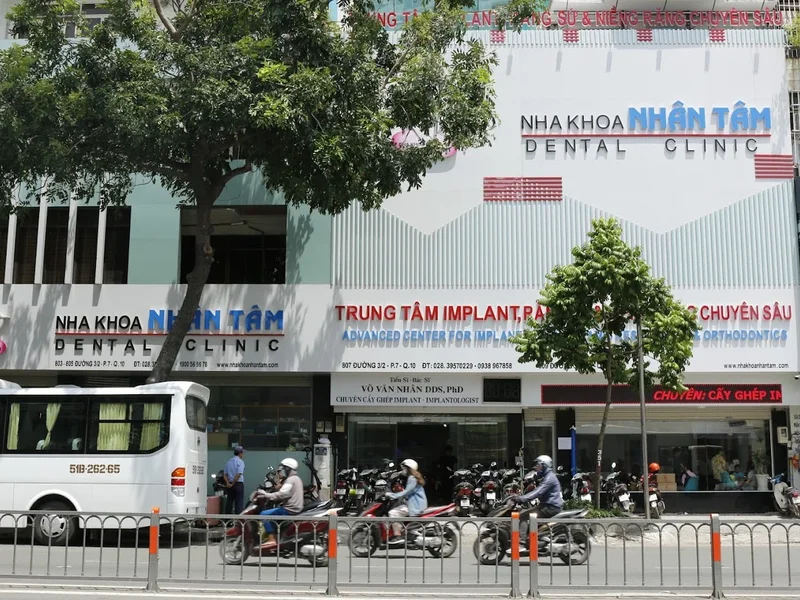 Nha khoa Nhân Tâm - Cấy ghép răng Implant