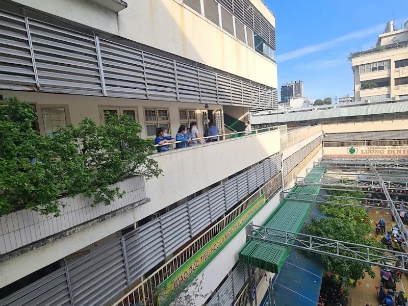 Trường Tiểu học Lương Định Của