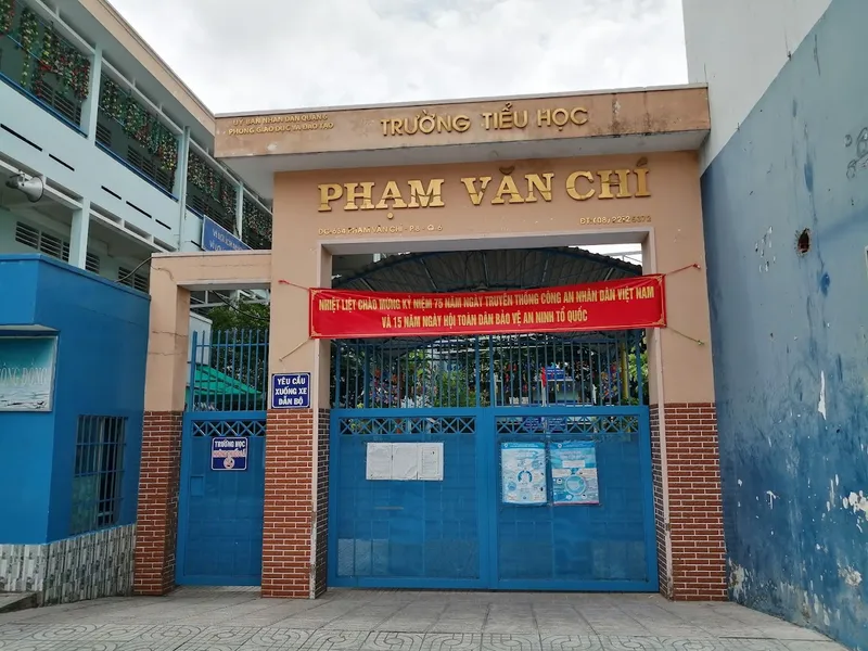 Trường Tiểu học Phạm Văn Chí