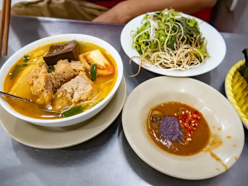 Bún Riêu Gánh Chợ Bến Thành