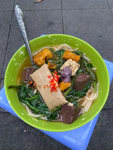 Canh bún Cô Lê