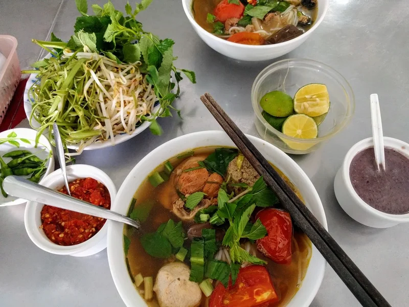 Quán Bún Riêu Cua