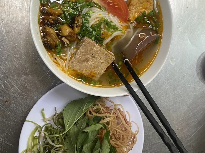 Bún Riêu Cua Bà 7
