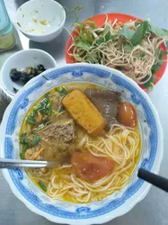 Top 8 quán bún riêu tại Quận 10