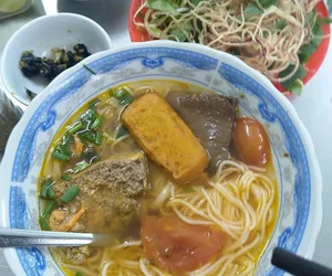 quán bún riêu tại Quận 10