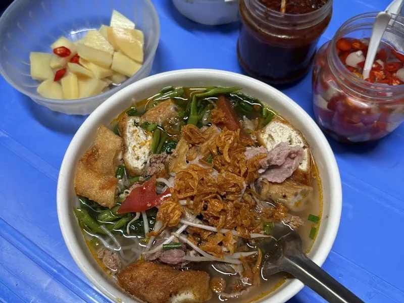 Bún Riêu Cô Luyến