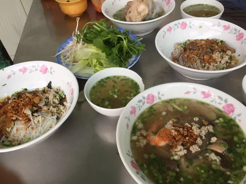 Quán Hủ Tiếu Nam Vang Ba Hoàng