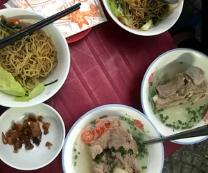 quán hủ tiếu tại Quận 4