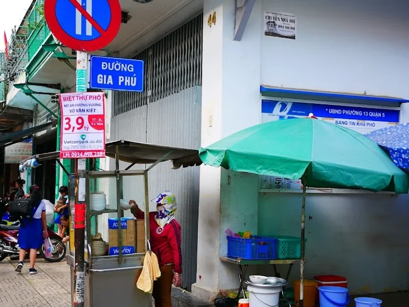 Quán Hủ Tiếu Hồ