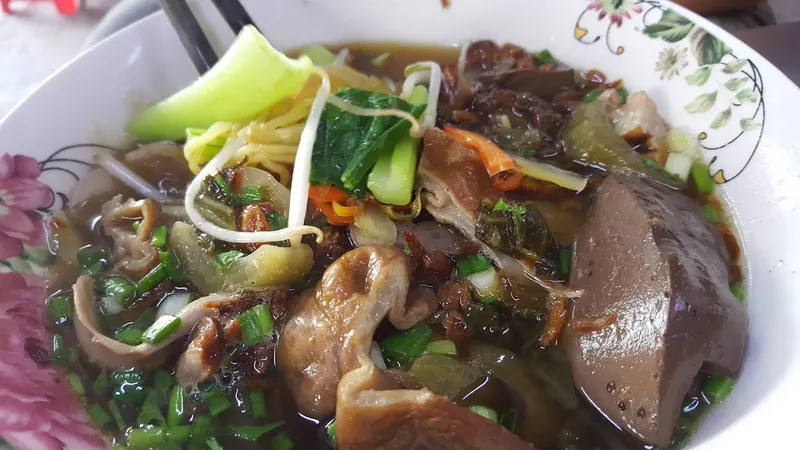 Hủ tíu hồ 267 Gia Phú 湖粿条