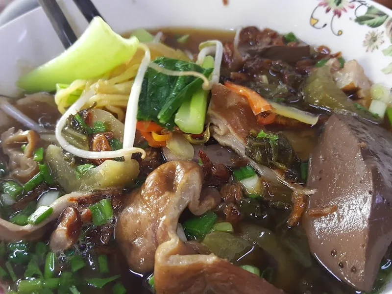 Hủ tíu hồ 267 Gia Phú 湖粿条