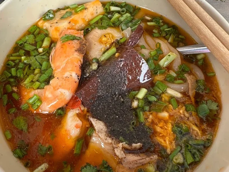 Bánh Canh Cua Linh