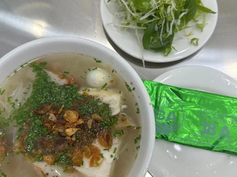 BÁNH CANH HẸ - BÚN CÁ PHÚ YÊN 18A