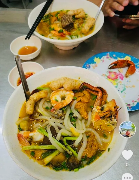 Bánh canh cua 221