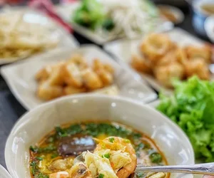 quán bánh canh tại Quận 11