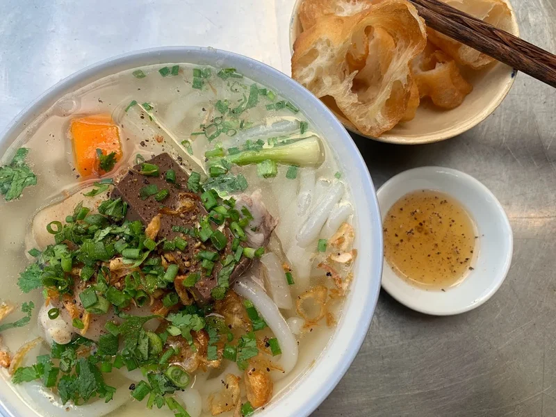 BÁNH CANH BÌNH THỚI