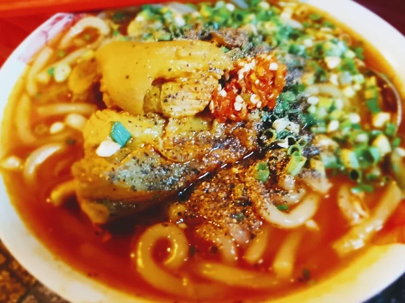 Bánh Canh Chợ Thiếc