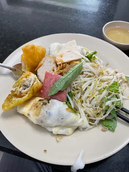 Bánh cuốn A Thân