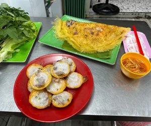quán bánh cuốn tại Quận 4