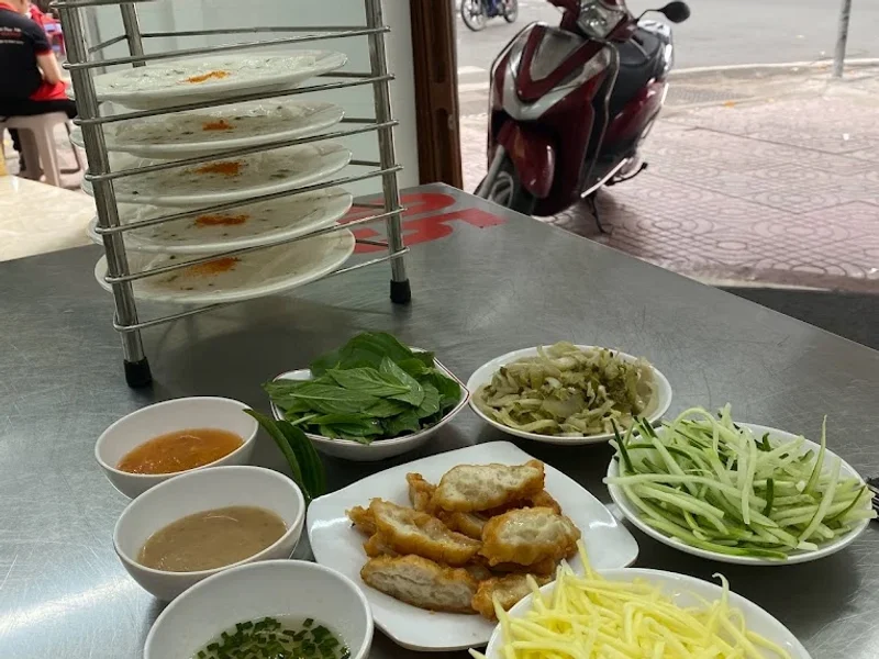 Bánh Ướt Ban Mê Giang Vương - Nguyễn Chí Thanh