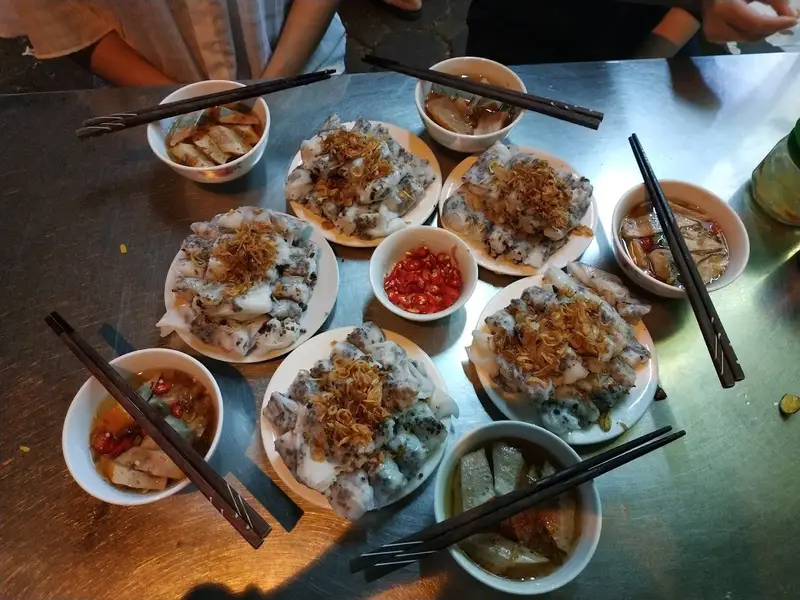 Quán Bánh Cuốn Nóng Gia Truyền 50 Đội Cấn