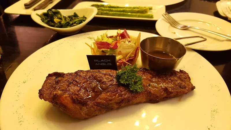 Topping Beef The Villa