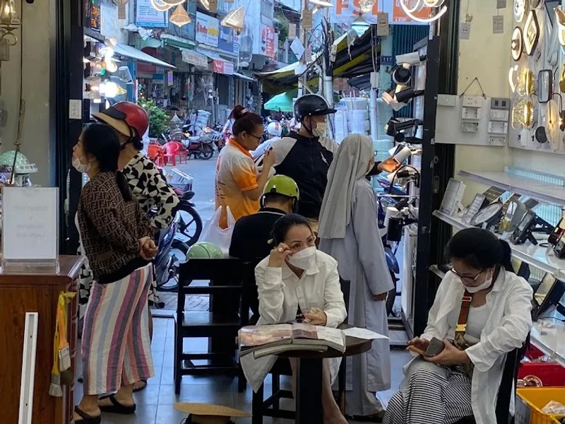 Đèn Trang Trí & Đèn Chiếu Sáng - Quang Dậu Lighting