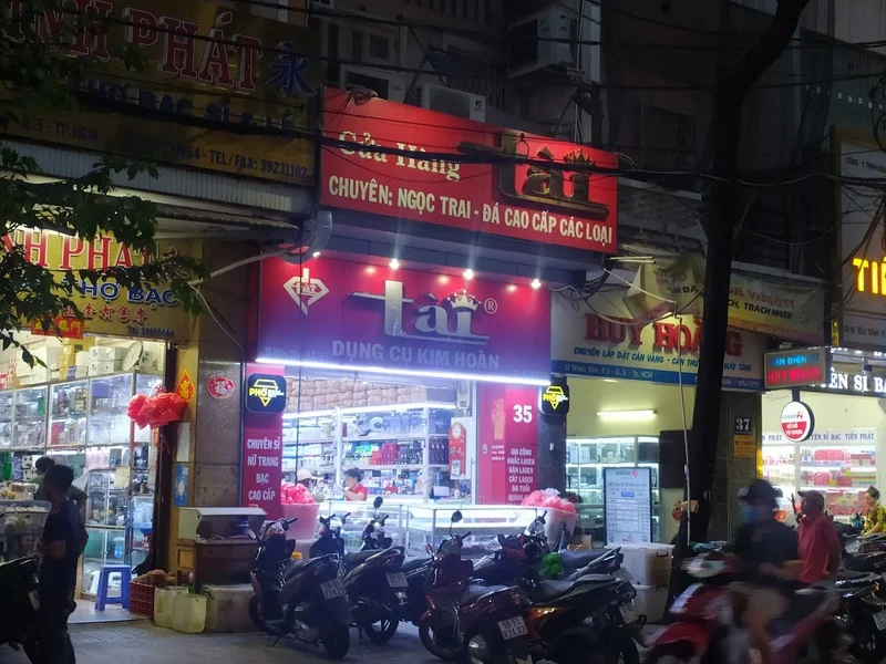 Dụng Cụ Kim Hoàn Tài