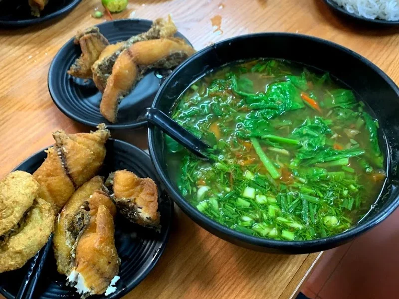Bún cá chấm Hạnh béo