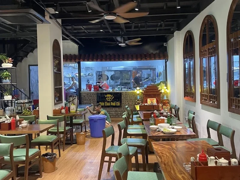 Bún chả phố cổ