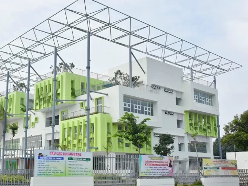 Sân khấu C30 Hòa Bình