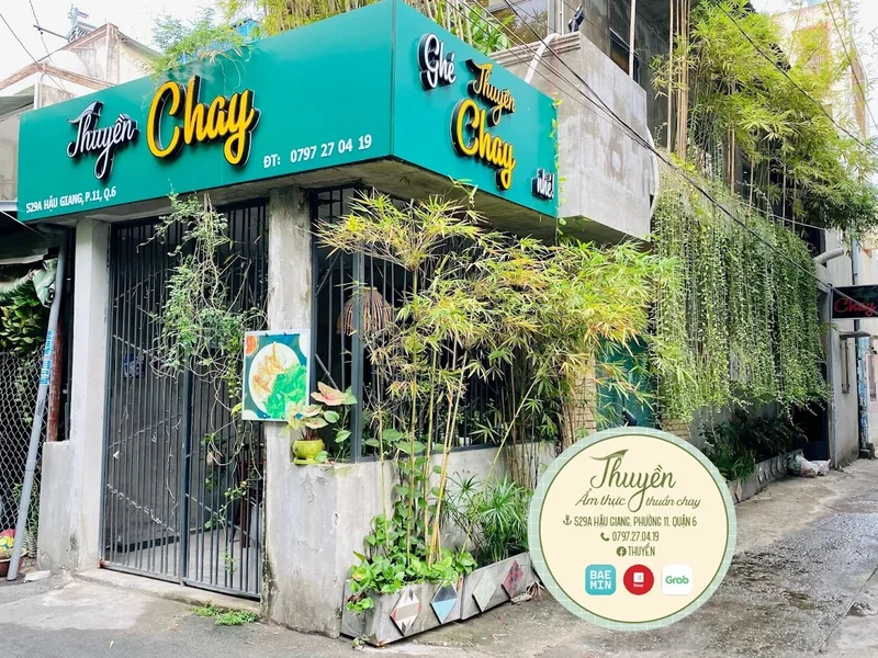 Thuyền Ẩm Thực Chay