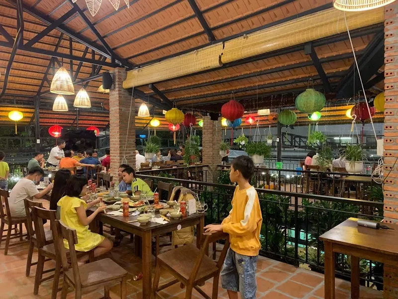 Tràng An Quán - Nhà hàng Ẩm Thực Đồng Quê Ngon Quận 7