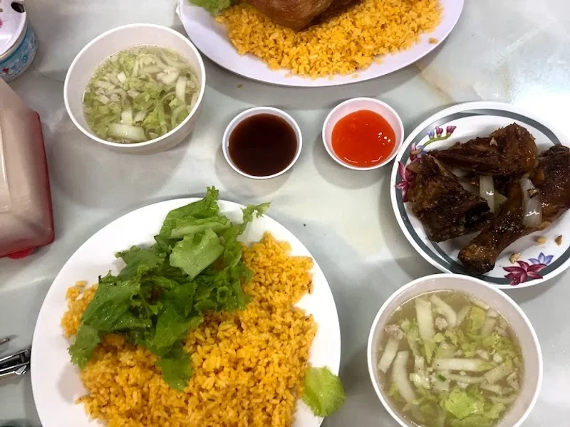 Dinh Ý