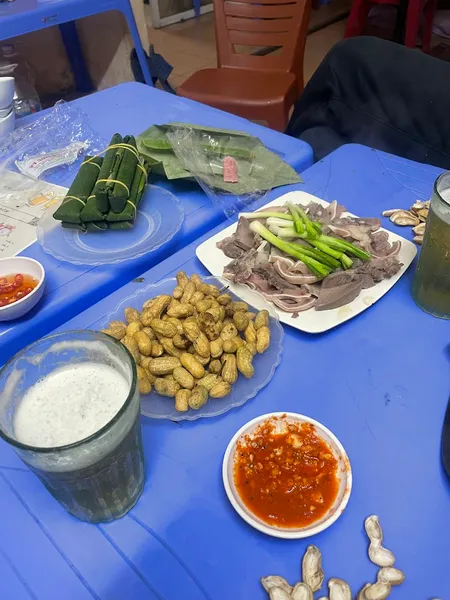 Quán bia Xưa