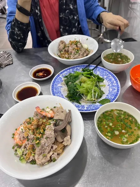 Hủ Tíu Nam Vang Triều Phong